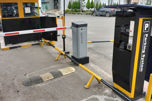 Paket Sistem Parkir Kota Medan (1 IN & 1 OUT) + Software Parkir